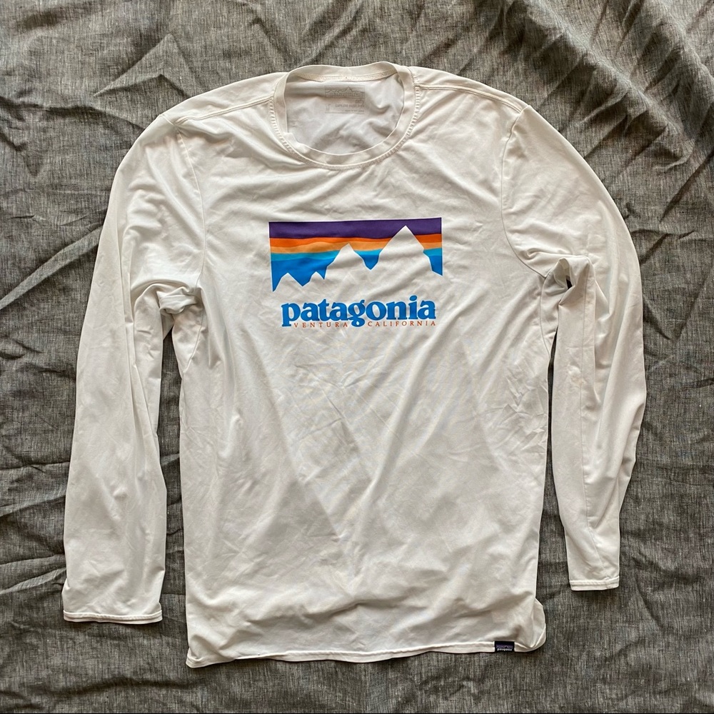 Patagonia Men’s M Capilene Long-sleeved Logo T-shirt